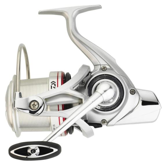 Mulineta Daiwa Emblem Surf 45 SCW QD