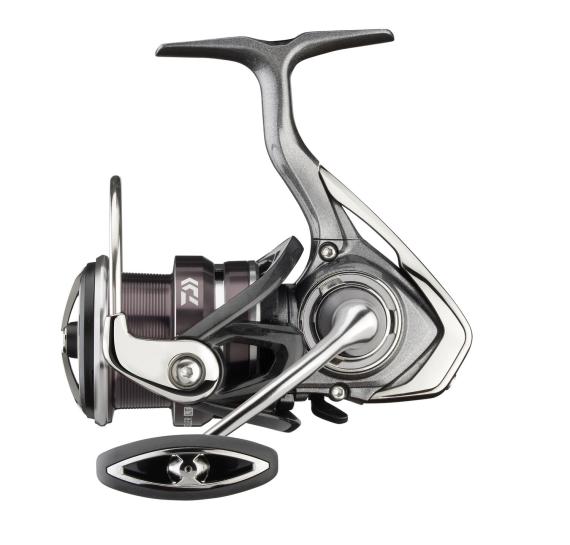 Mulineta daiwa exceler lt 2000